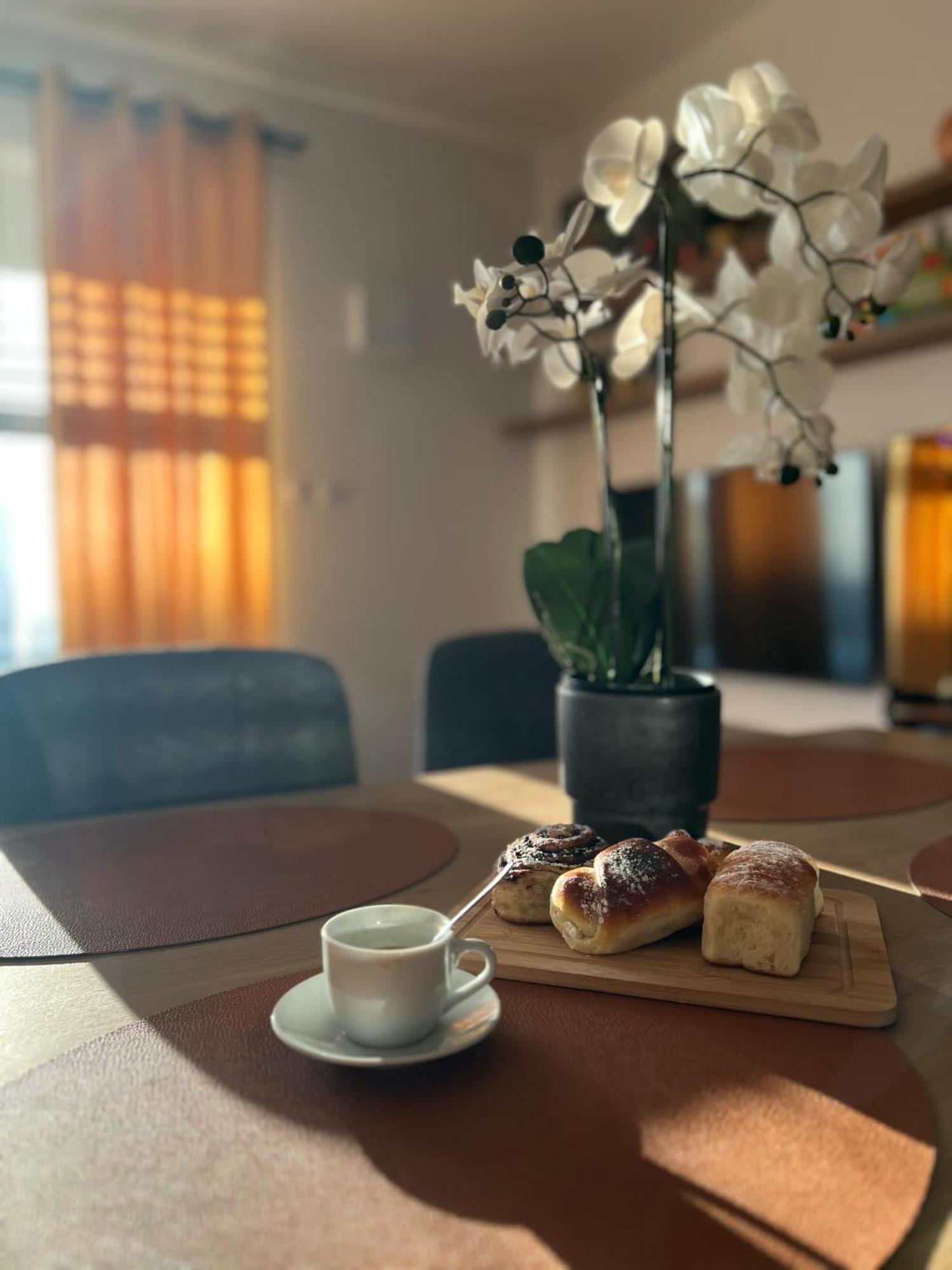 Harmonia Riva Apartman B11 Dunajská Streda Buitenkant foto