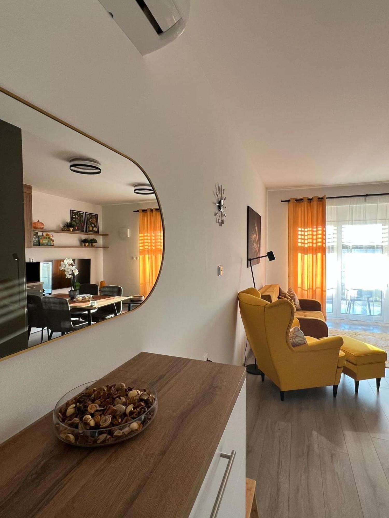 Harmonia Riva Apartman B11 Dunajská Streda Buitenkant foto